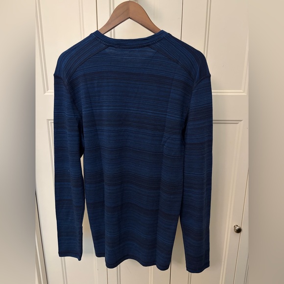 Smartwool Merino Wool Men’s Navy Thermal Crewneck - Picture 7 of 7